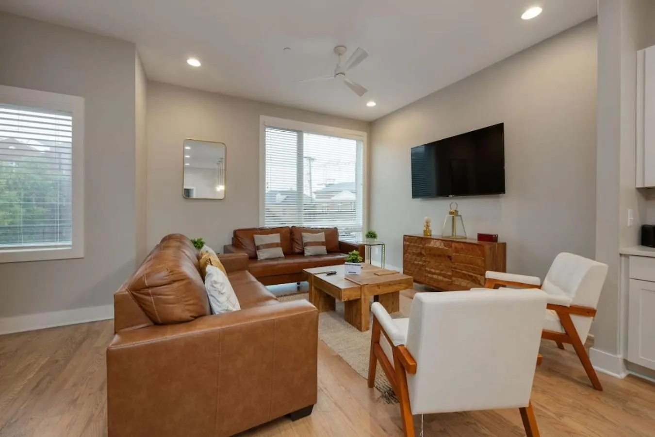 Two Townhomes Rooftop Lounges With Skyline Views Nashville 0*,  Stany Zjednoczone Ameryki